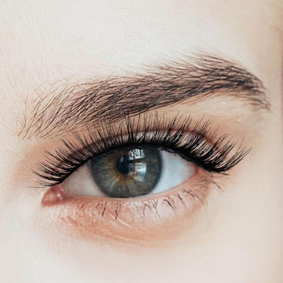 Kiss & Ardell Bundle Professional Lashes - 3 Sets Lashes +Striplash Adhesive Gel - Picture 1 of 7